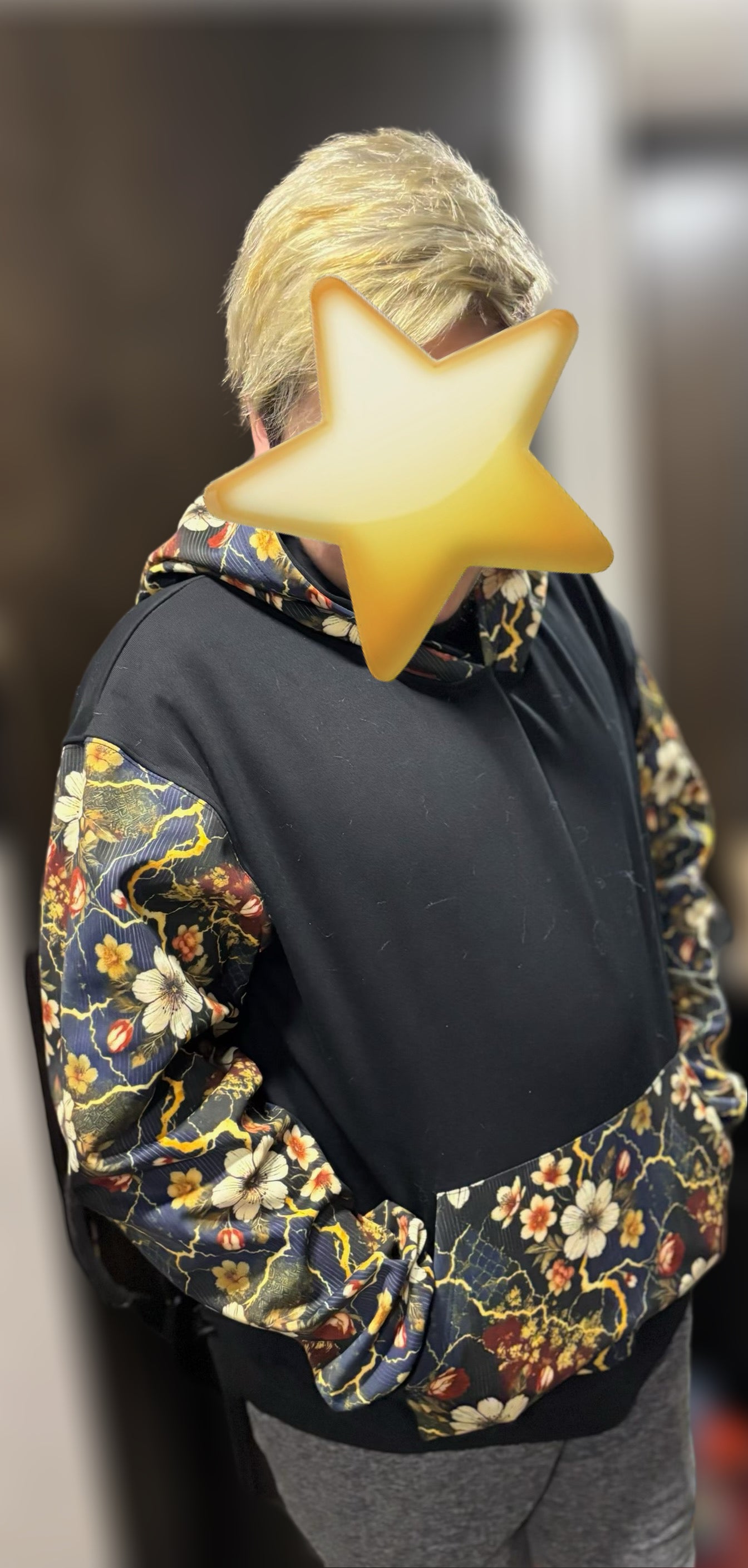 (Pre-Order) Asaka’s “Kintsugi” Owner Hoodie