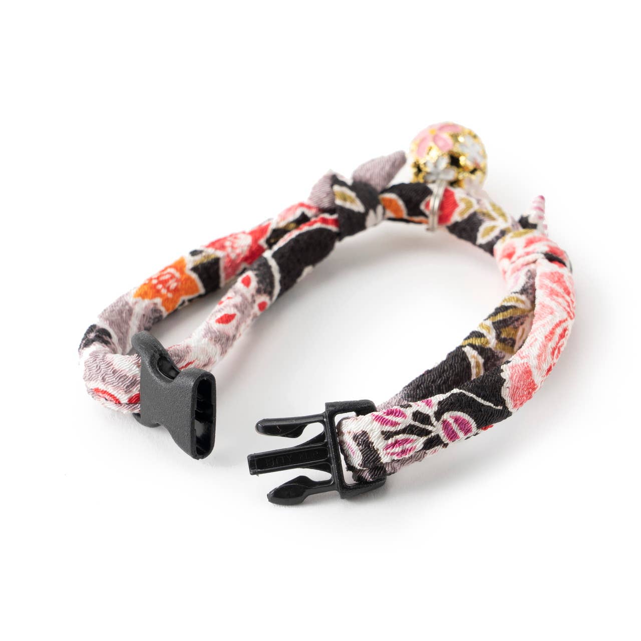 Chirimen Sakura Cat Collar (Black)