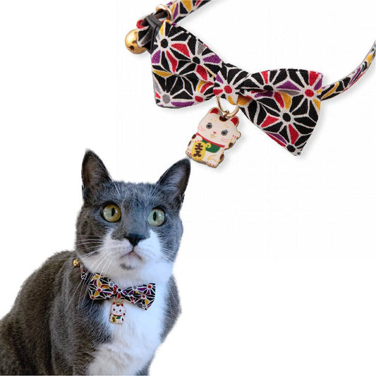Lucky Cat Charm Bow Tie Cat Collar (Black)